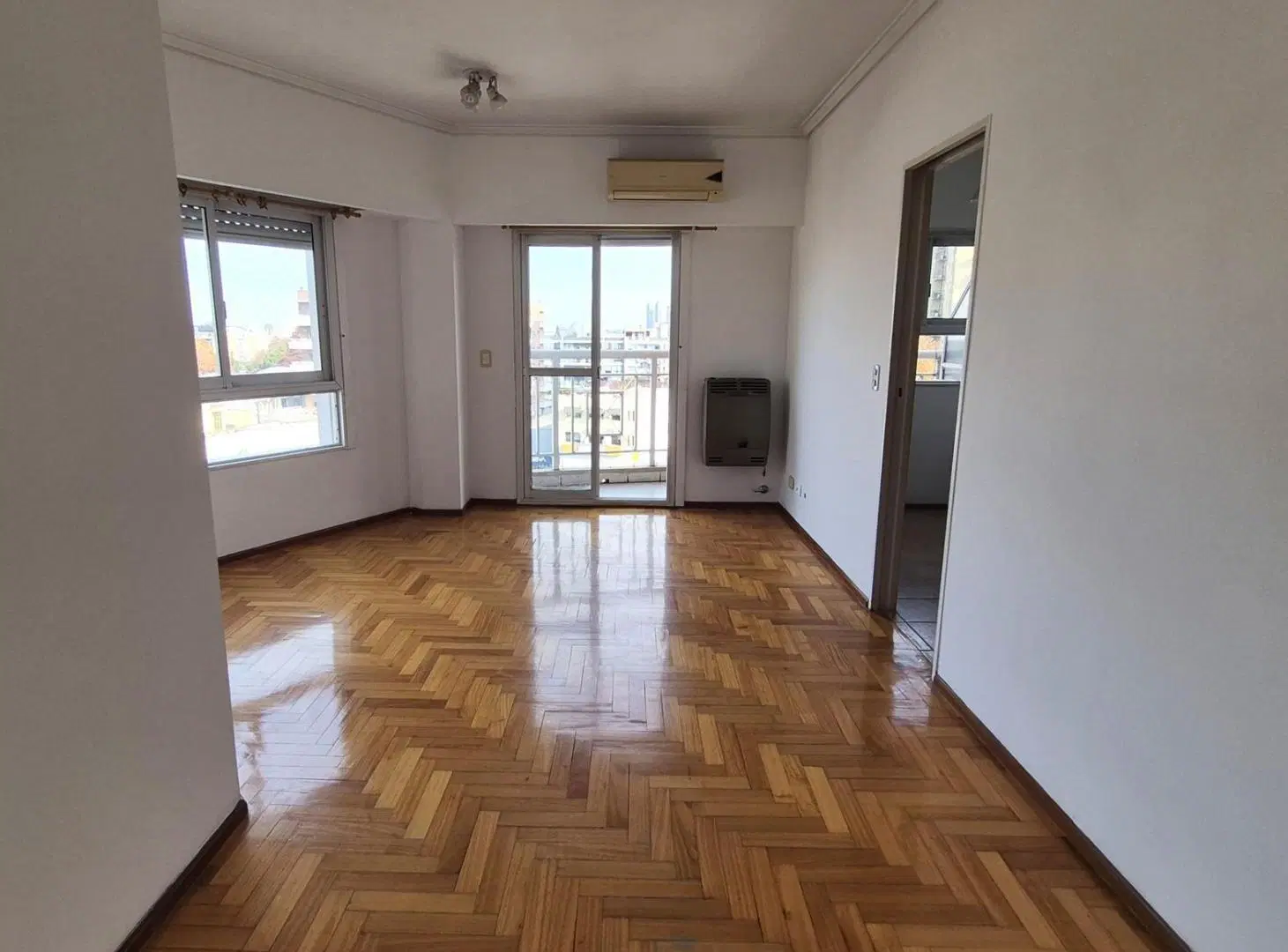 Venta departamento en Tigre muy luminoso. 2