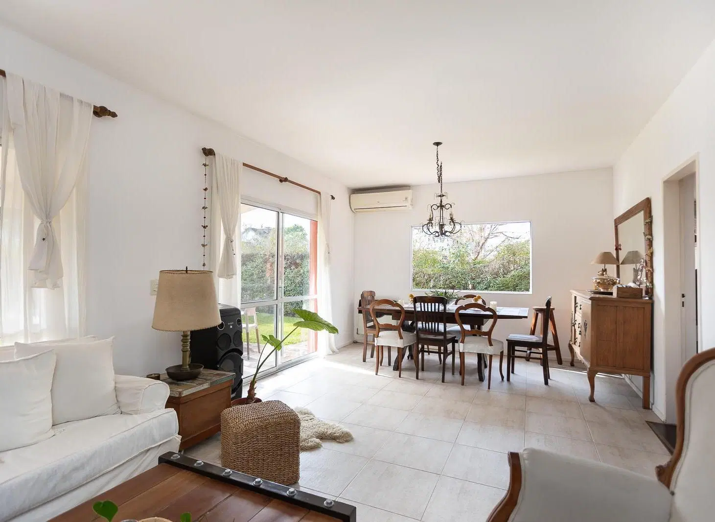 Casa en venta en Los Alamos lote central 8