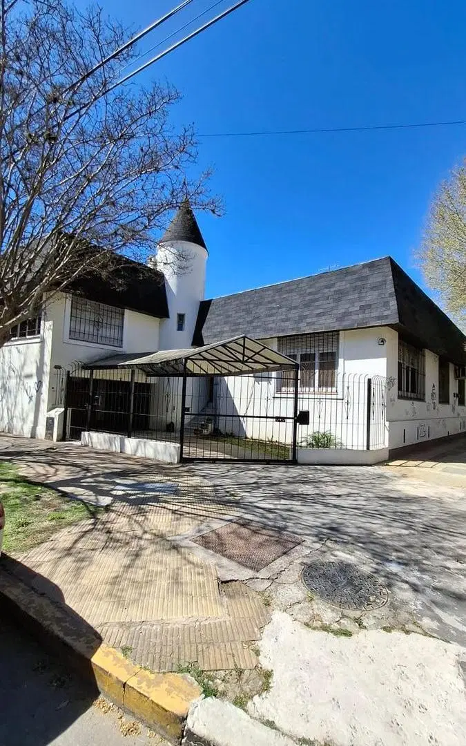 Oportunidad Casa en Tigre para remodelar 1