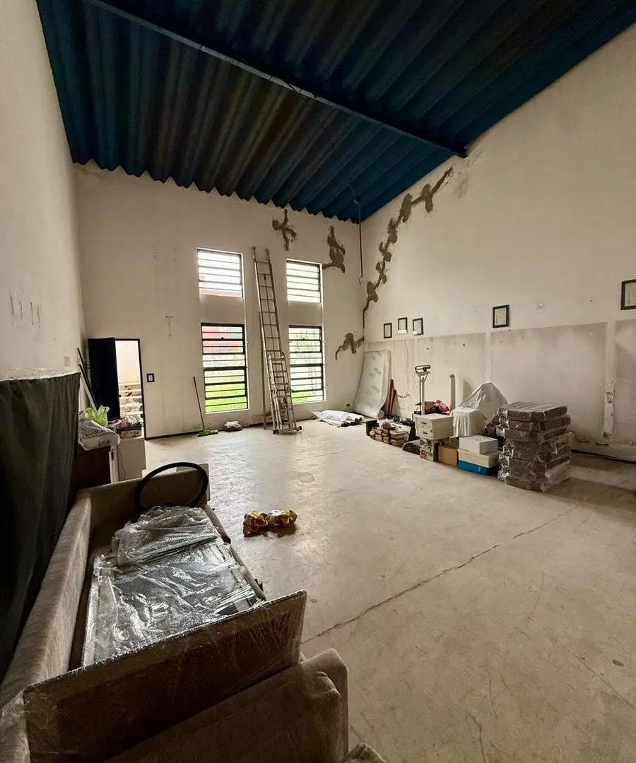 Terreno/departamento con local/deposito en San Isidro en venta 8