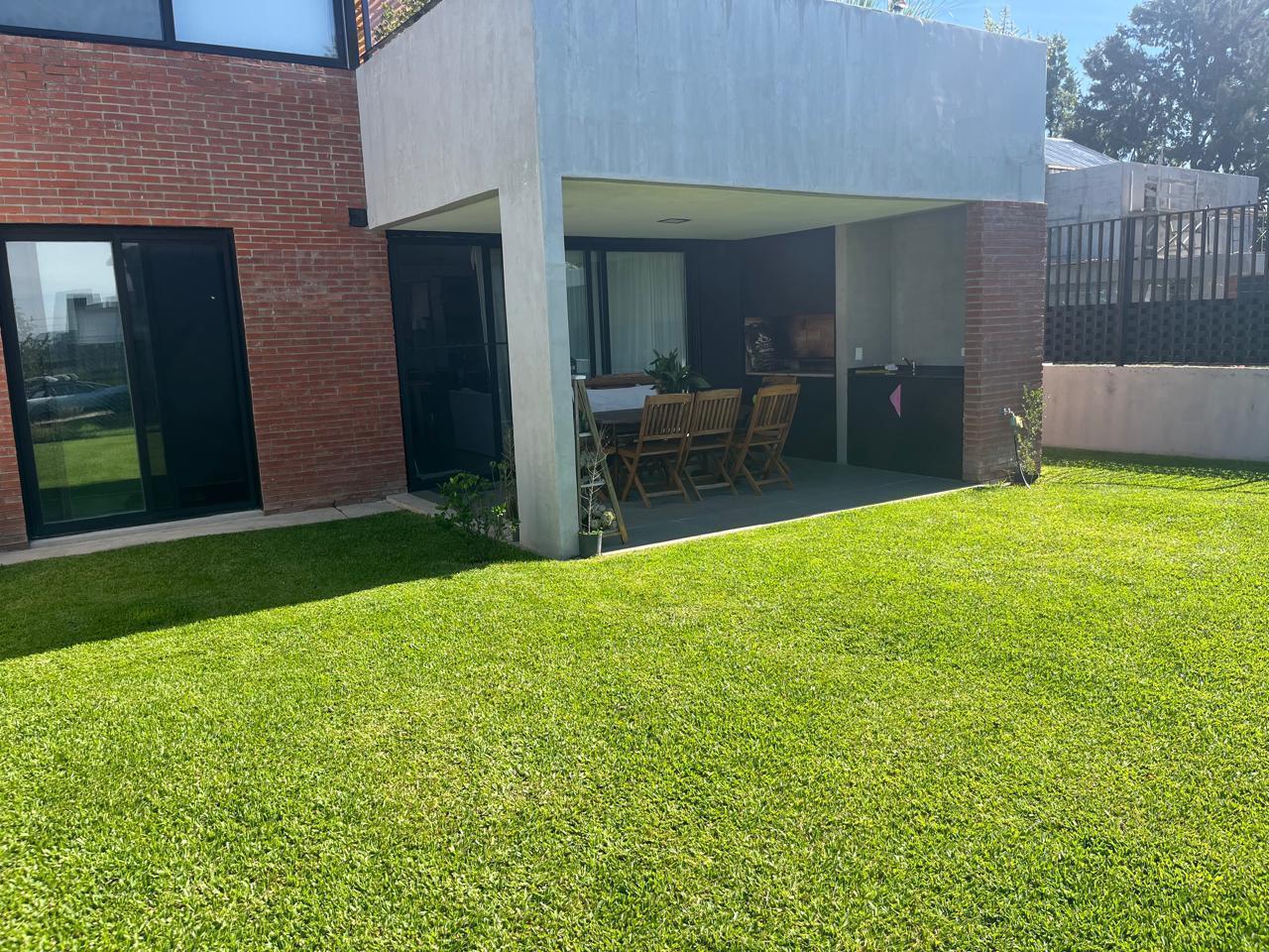 Foto de Casa en alquiler 3 ambientes con Jardín Santa Ana Joven, imagen 4