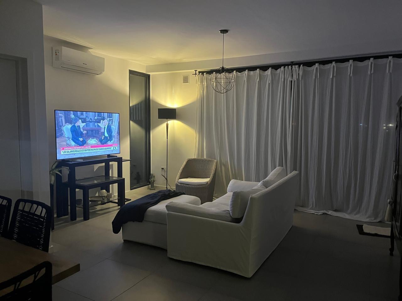 Foto de Casa en alquiler 3 ambientes con Jardín Santa Ana Joven, imagen 2