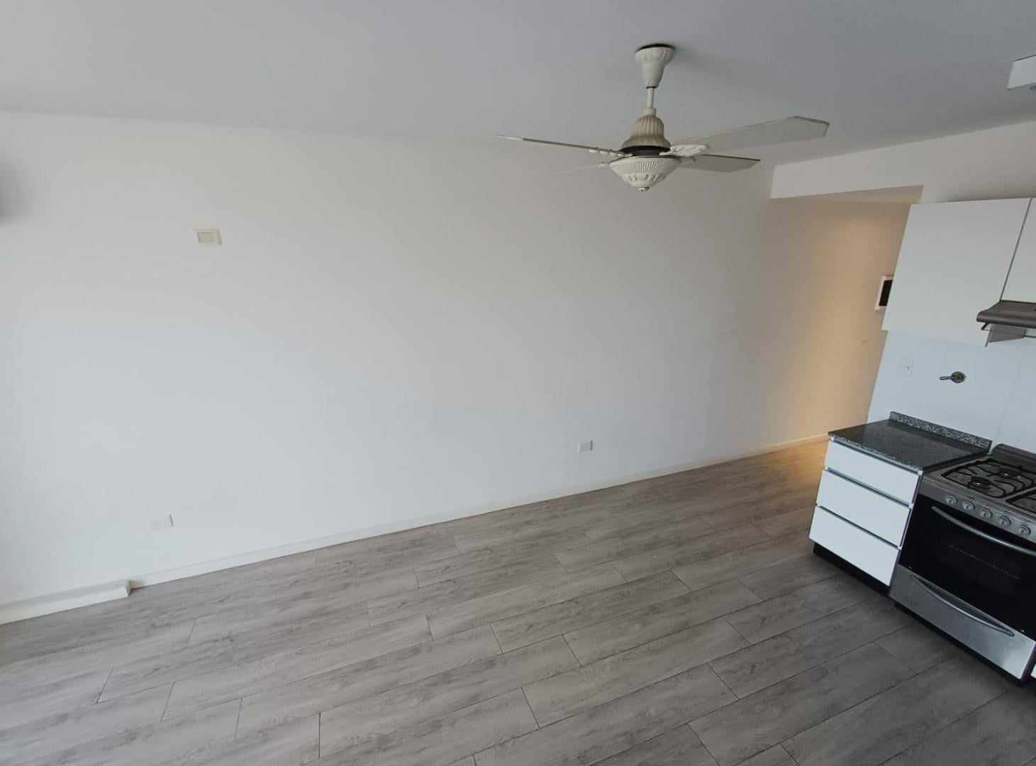 Foto de Departamento en alquiler - Tigre - 2 ambientes - cochera, imagen 2