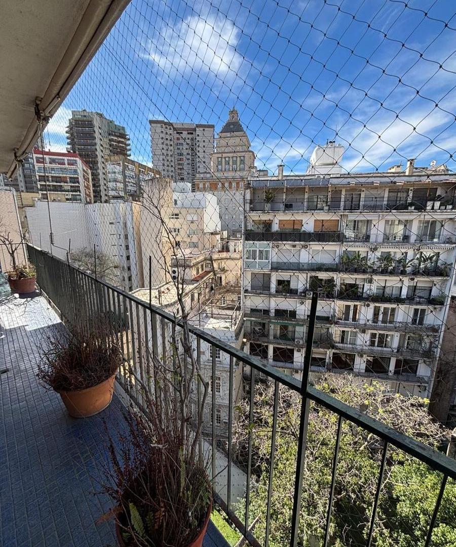 Foto de Departamento 3 dormitorios, piso alto, cochera y seguridad 24 hs, imagen 1