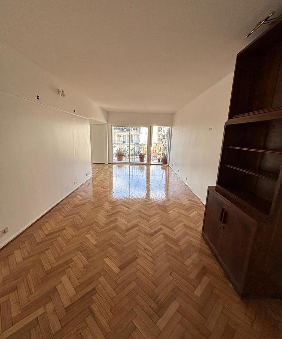 Foto de Departamento 3 dormitorios, piso alto, cochera y seguridad 24 hs, imagen 2