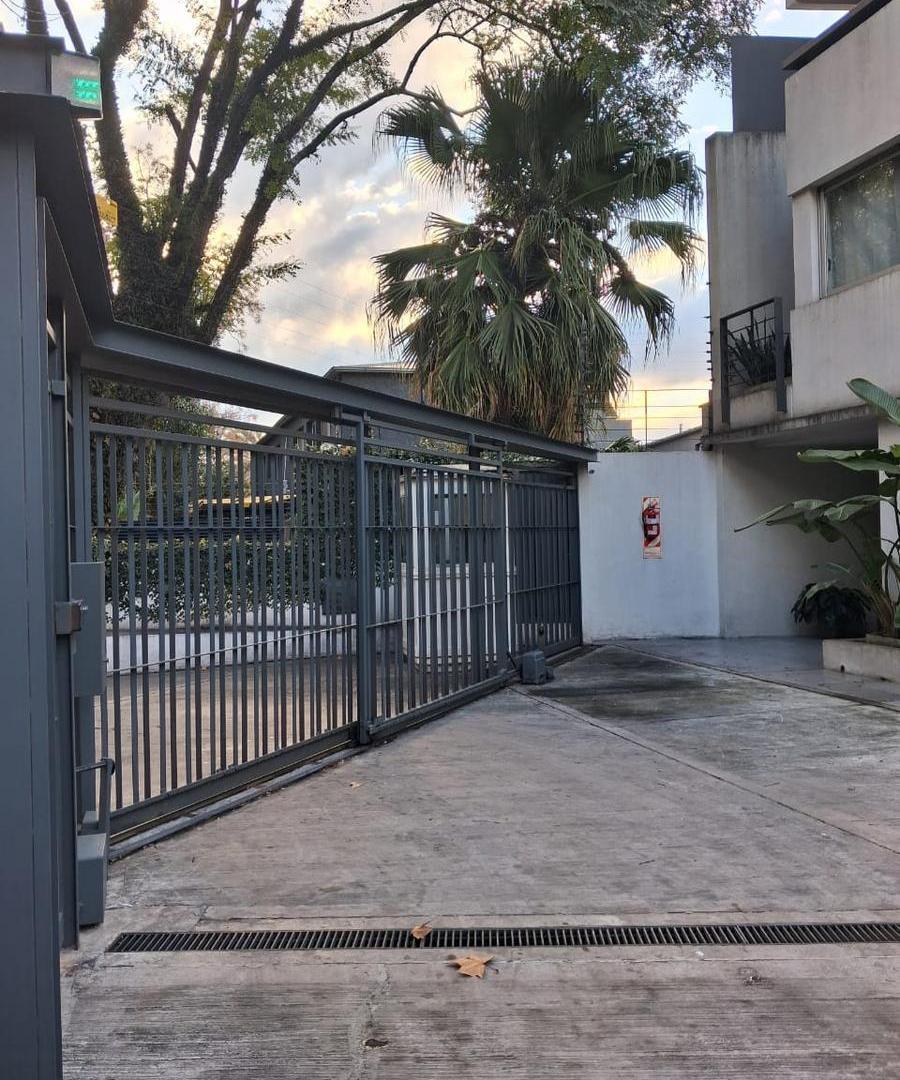 Foto de Alquiler de Casa en Condominio, 3 suites y dependencia!, imagen 1