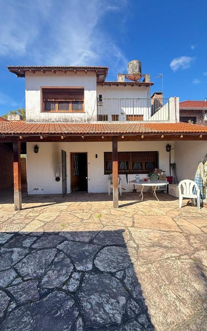 Foto de Venta de Casa en Las Lomas para actualizar, imagen 1