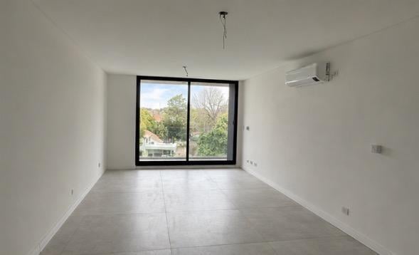 Foto de Departamento en Venta en Acassuso con cochera y baulera, imagen 2