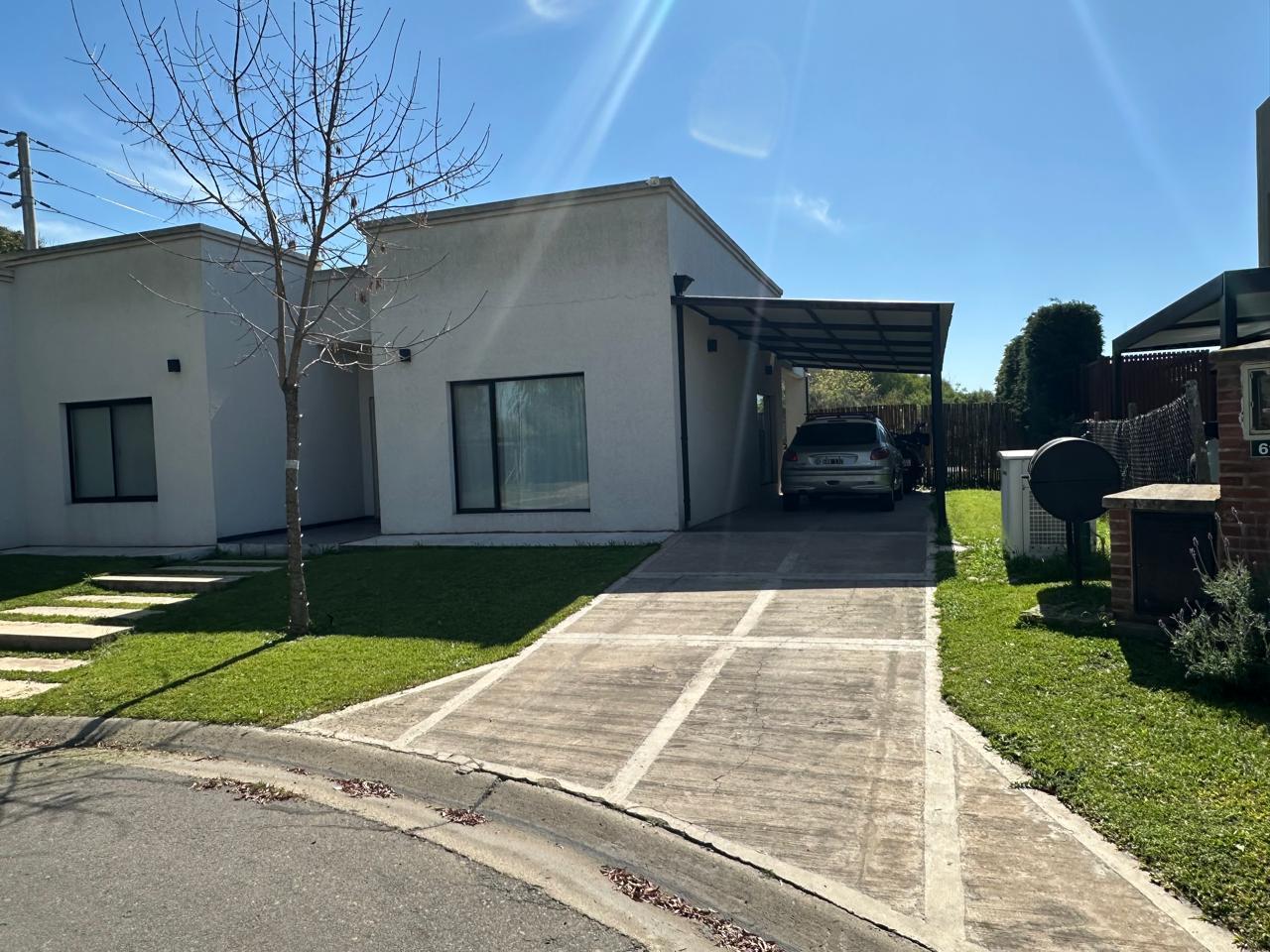 Foto de Casa en venta - Pilar - Barrio San Ramón - Pilar del Este - 3, imagen 1