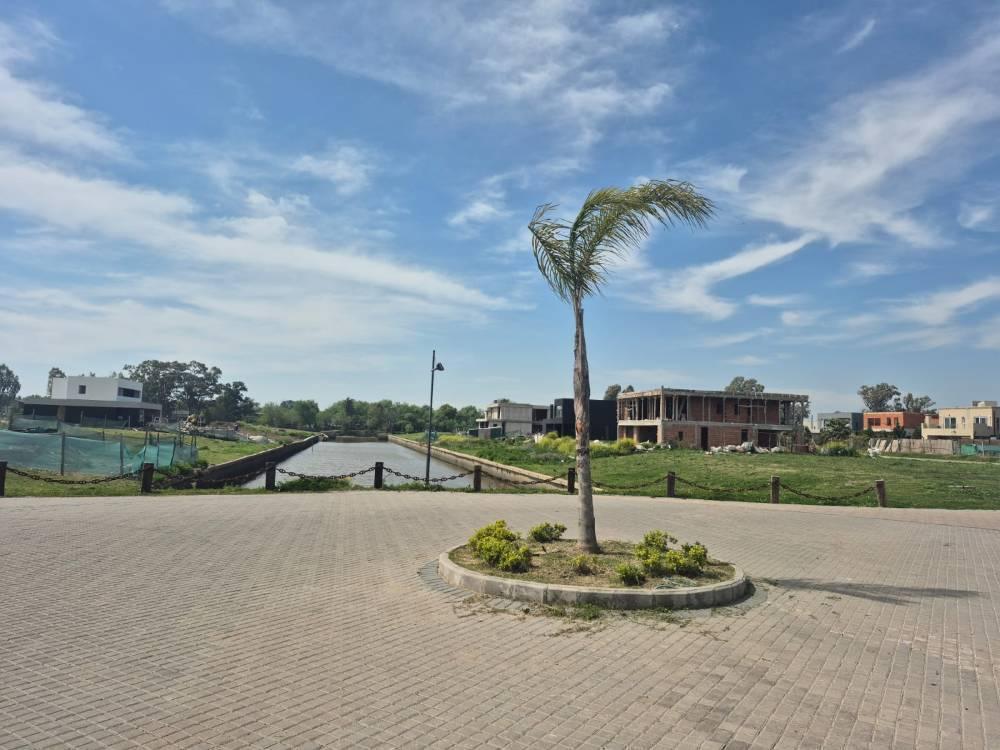 Foto de VENTA Terreno en Barrio Náutico Villanueva, imagen 5