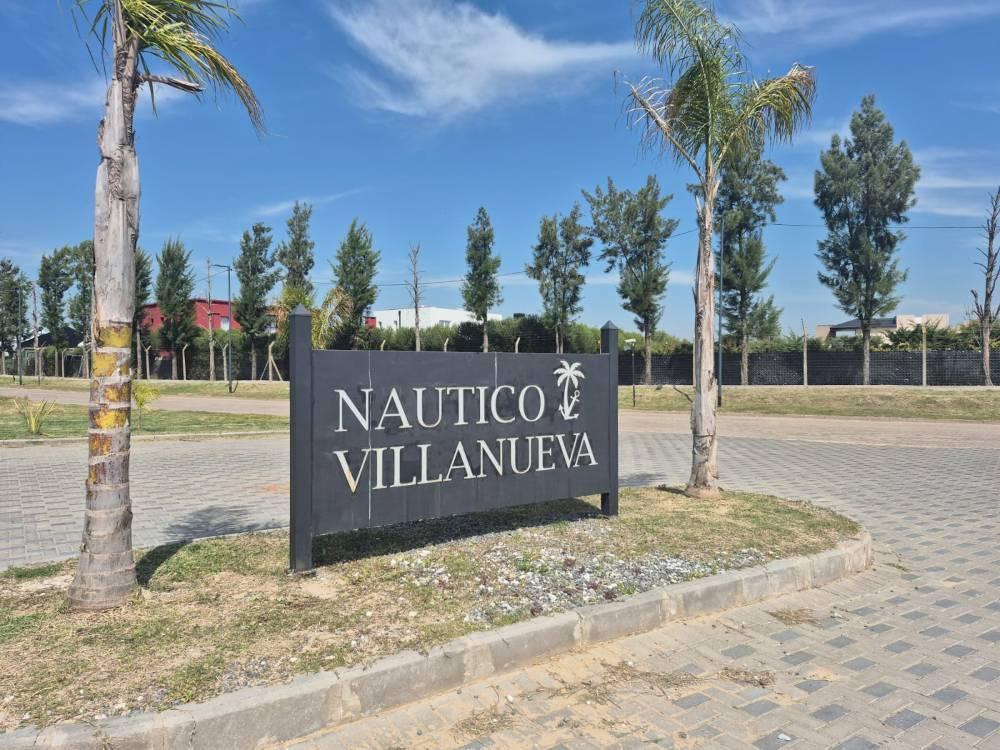 Foto de VENTA Terreno en exclusivo barrio con salida al rio, imagen 5