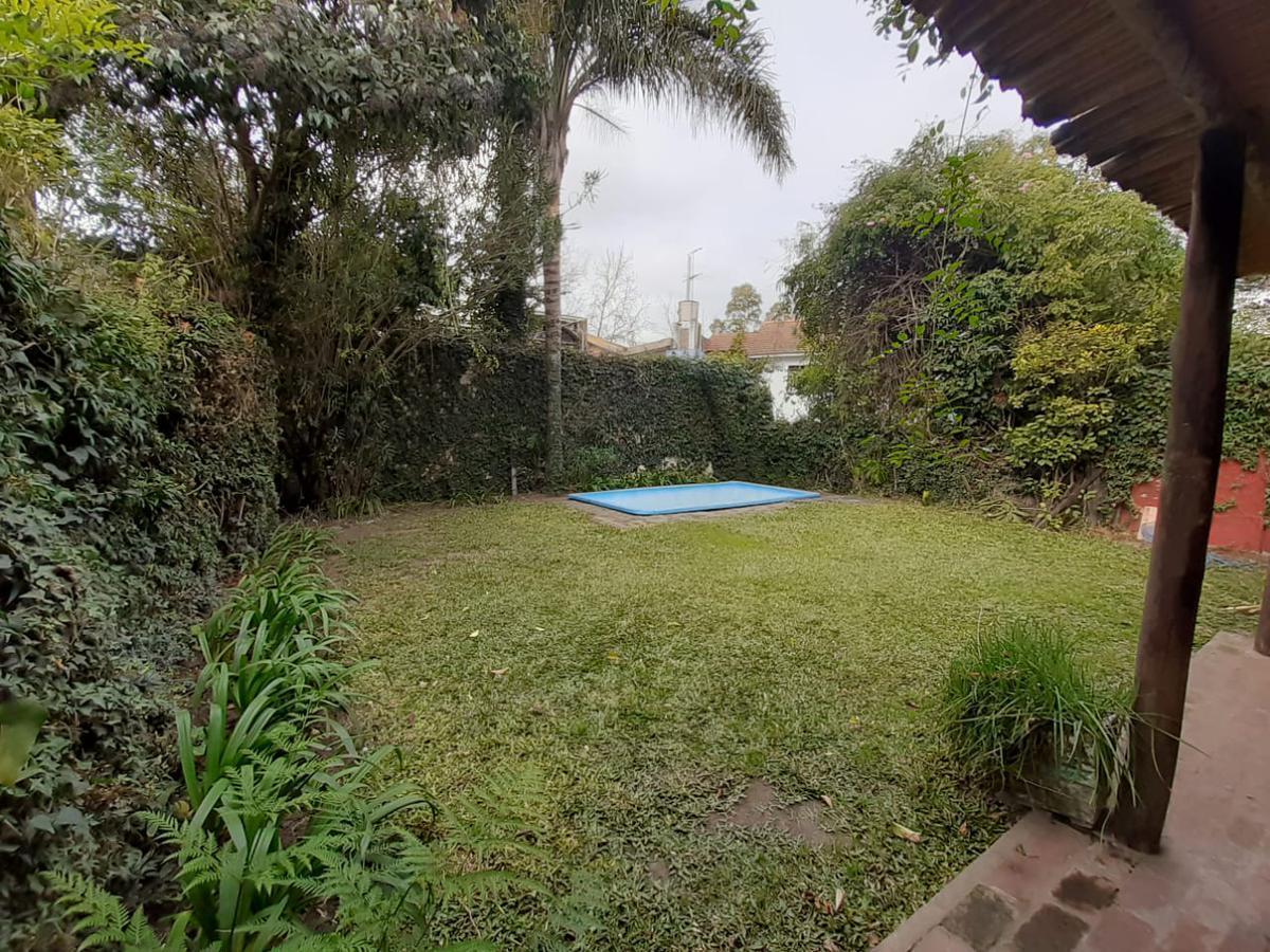 Foto de Casa en VENTA - Lomas de San Isidro - 4 dormitorios (1 suite) - Jardín, imagen 3