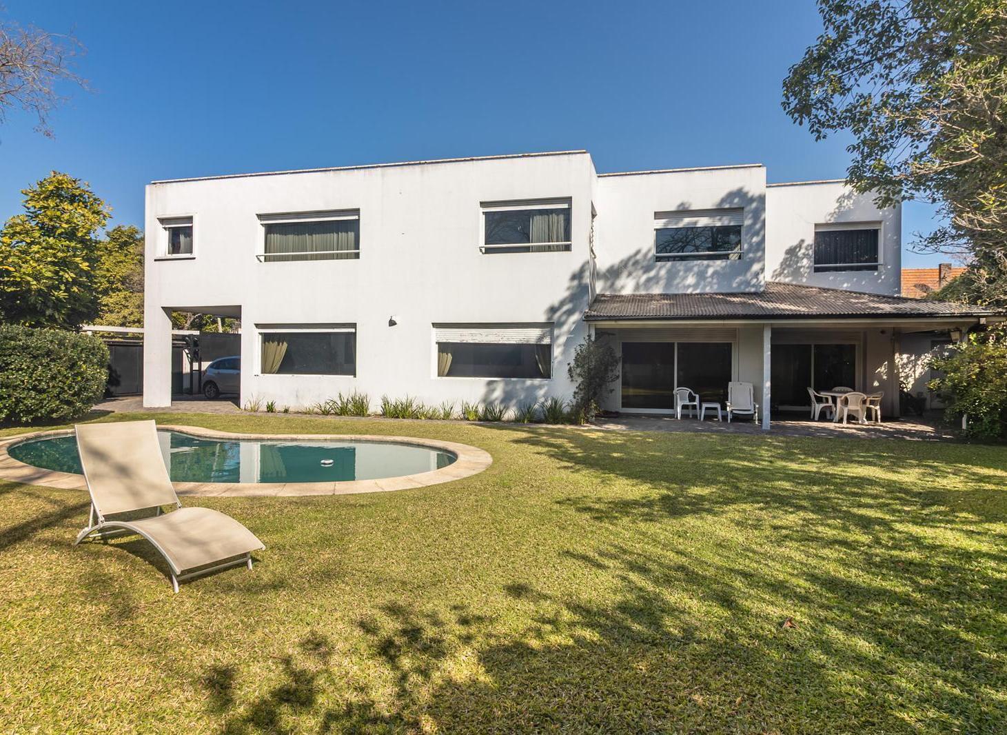 Foto de Casa en venta en Acassuso de 5 dormitorios, imagen 1