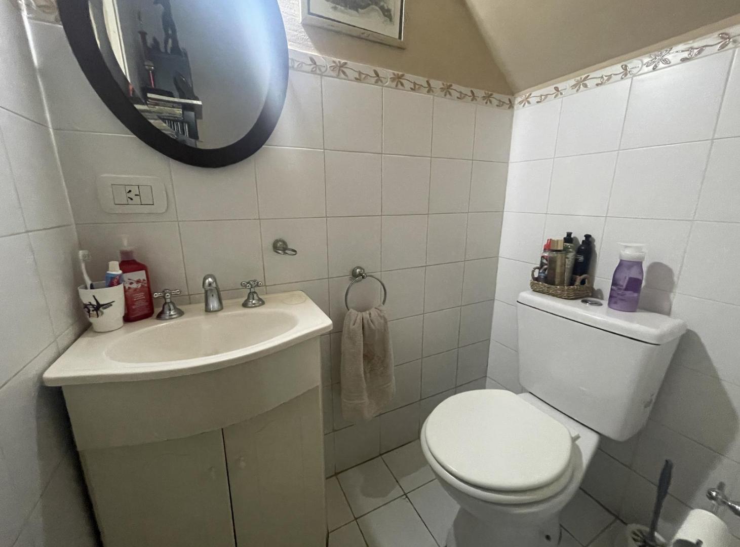 Foto de CASA EN VENTA (TRIPLEX) - SAN ISIDRO - 3 DORMITORIOS (SUITE) - JARDIN Y, imagen 5