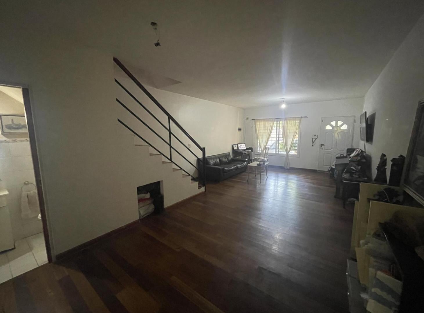 Foto de CASA EN VENTA (TRIPLEX) - SAN ISIDRO - 3 DORMITORIOS (SUITE) - JARDIN Y, imagen 4