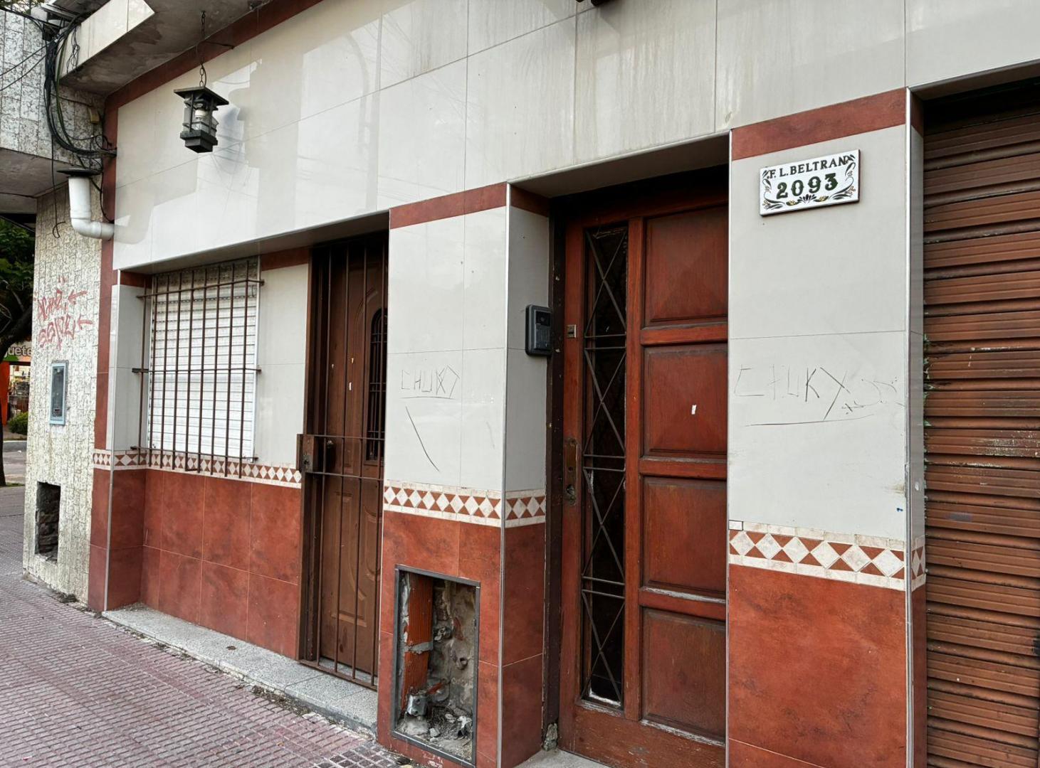 Foto de Casa en venta - VIRREYES - 2 plantas - para REFACCIONAR, imagen 3