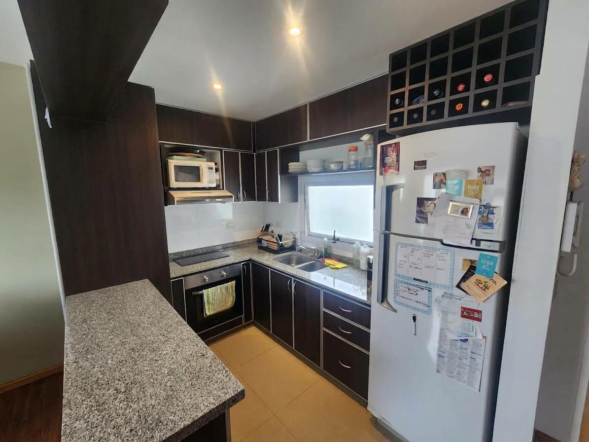 Foto de Venta de departamento 2 amb. con cochera, imagen 4