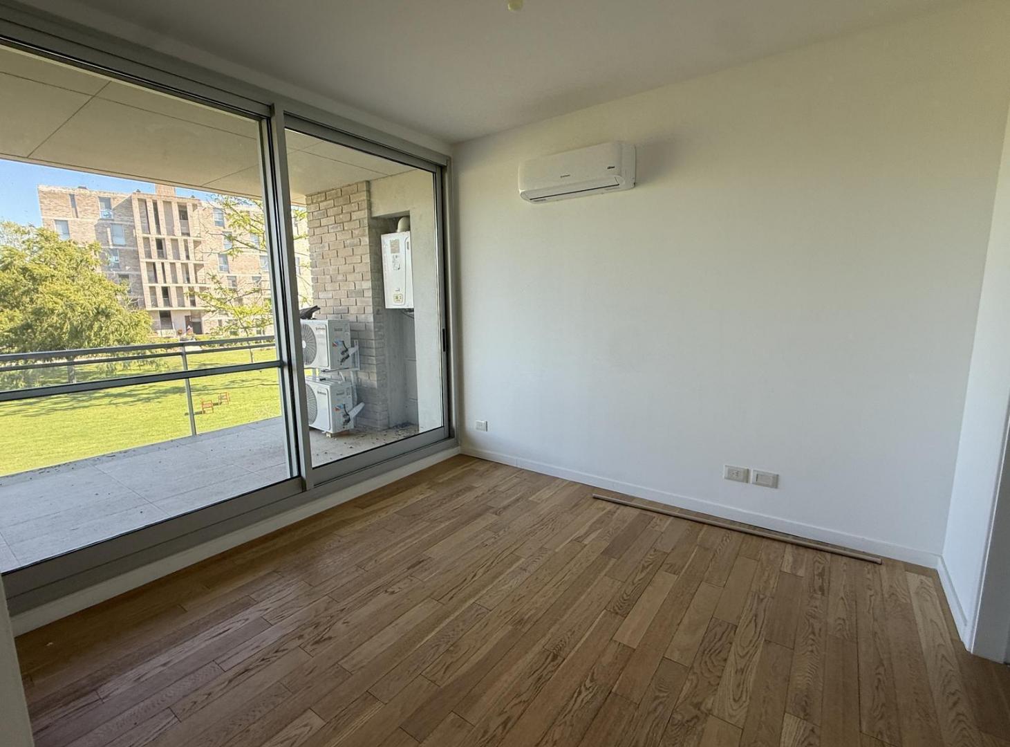 Foto de Departamento en alquiler en Venice Tigre con balcon y parrilla, imagen 3