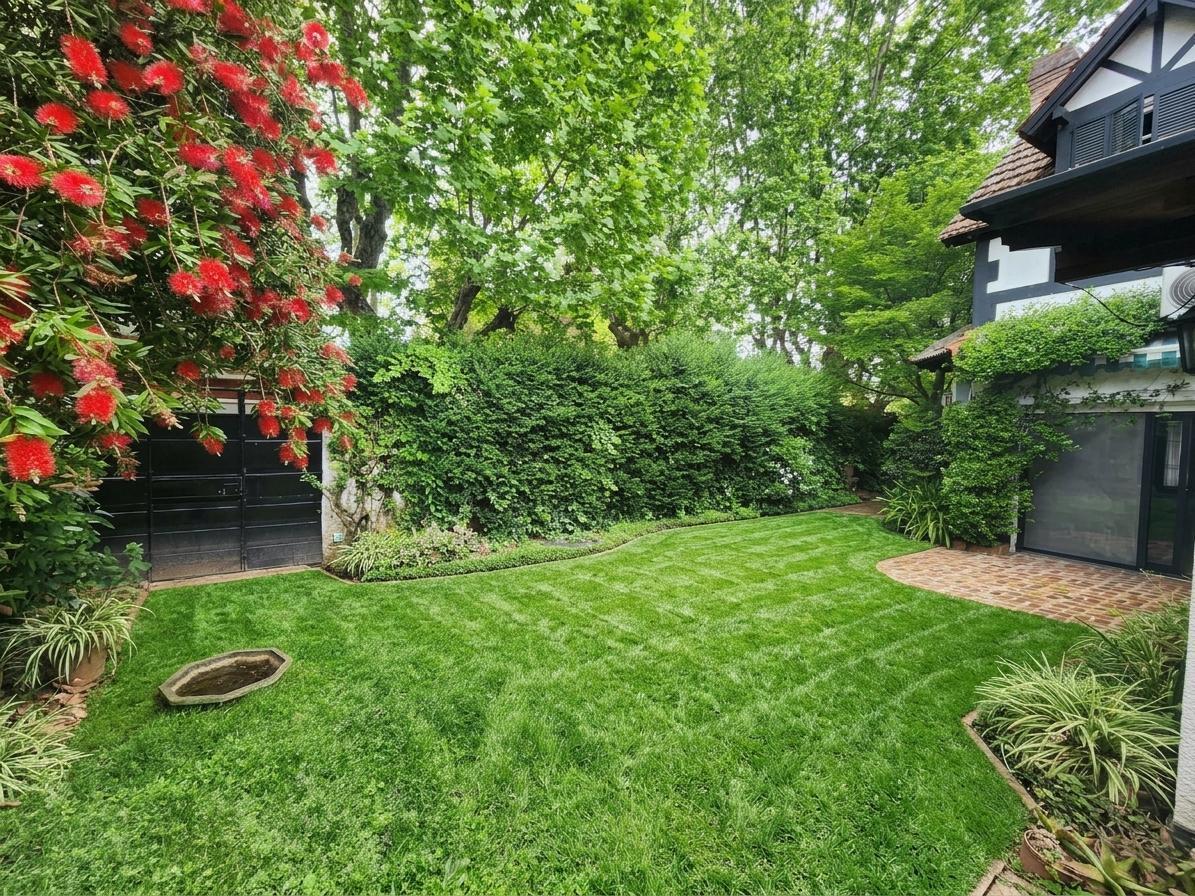 Foto de Venta de Casa Inglesa con jardin vias a Libertador, imagen 4