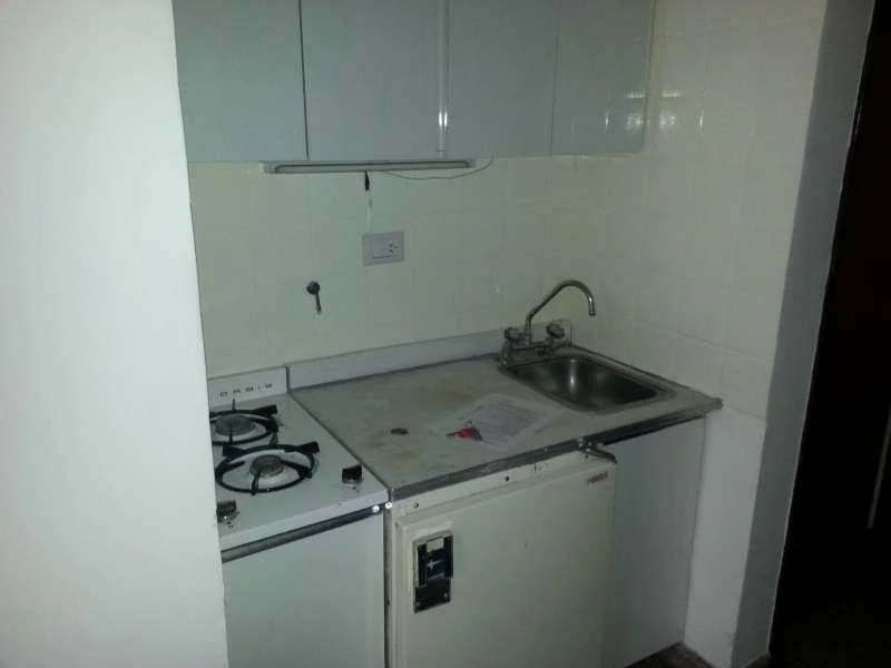 Foto de OFICINA ALQUILER, CENTRO VELEZ SARSFIELD 27, AMPLIA 35 M2, imagen 2