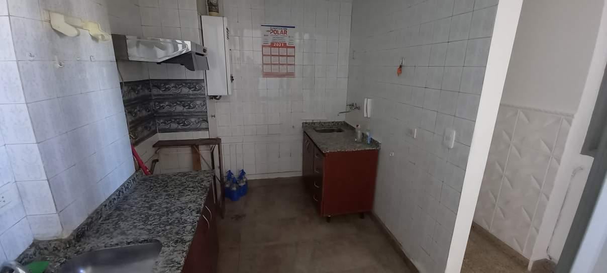 DPTO EN VENTA 1 DORM, POTOSI 1346 B PUEYRREDON
