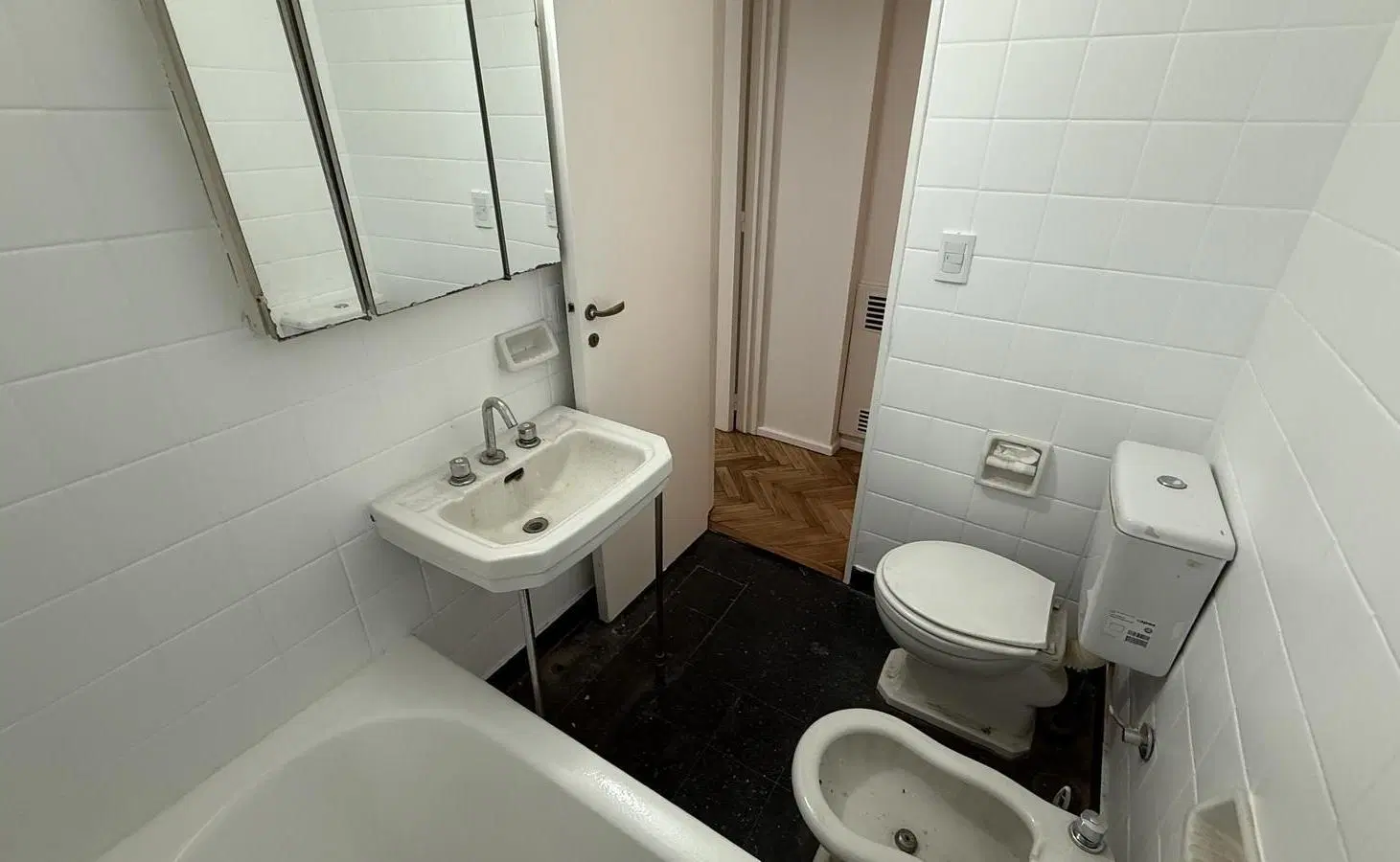 Departamento en Acas.-Vias/Santa Fe 5