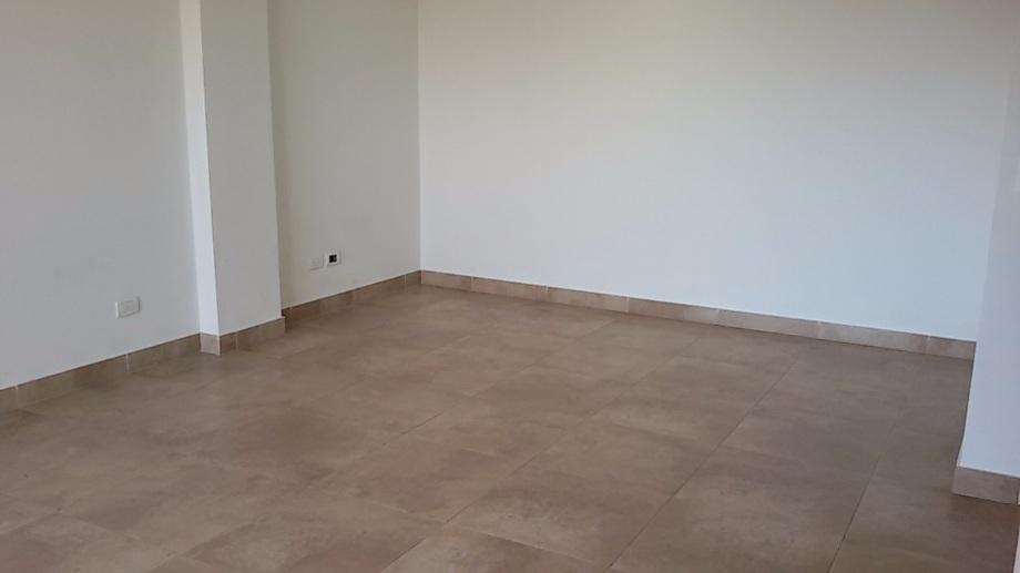 Departamento 2 Ambientes en Venta en Moron Sur 5