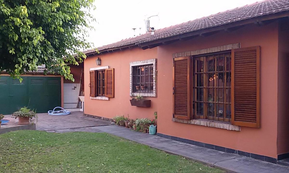 Chalet en venta en Castelar Norte