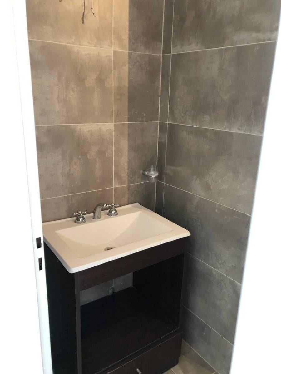 Foto de DEPARTAMENTO 3 AMB. + COCHERA - CASTELAR SUR, imagen 5