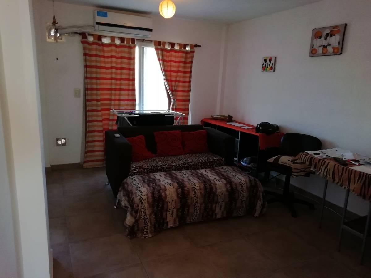 Foto de DEPARTAMENTO 2 AMB. MORON SUR, imagen 3