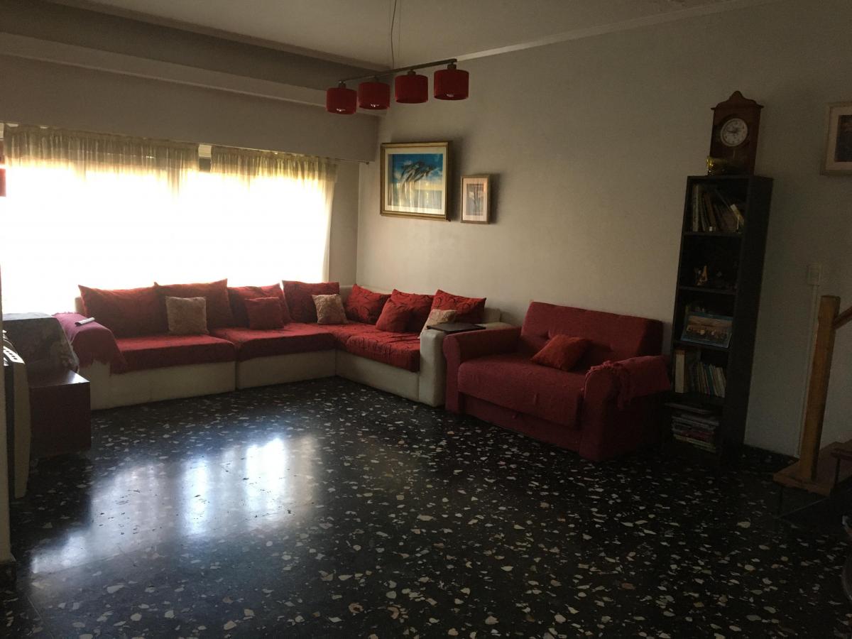 Amplio Chalet en Dos Plantas 3