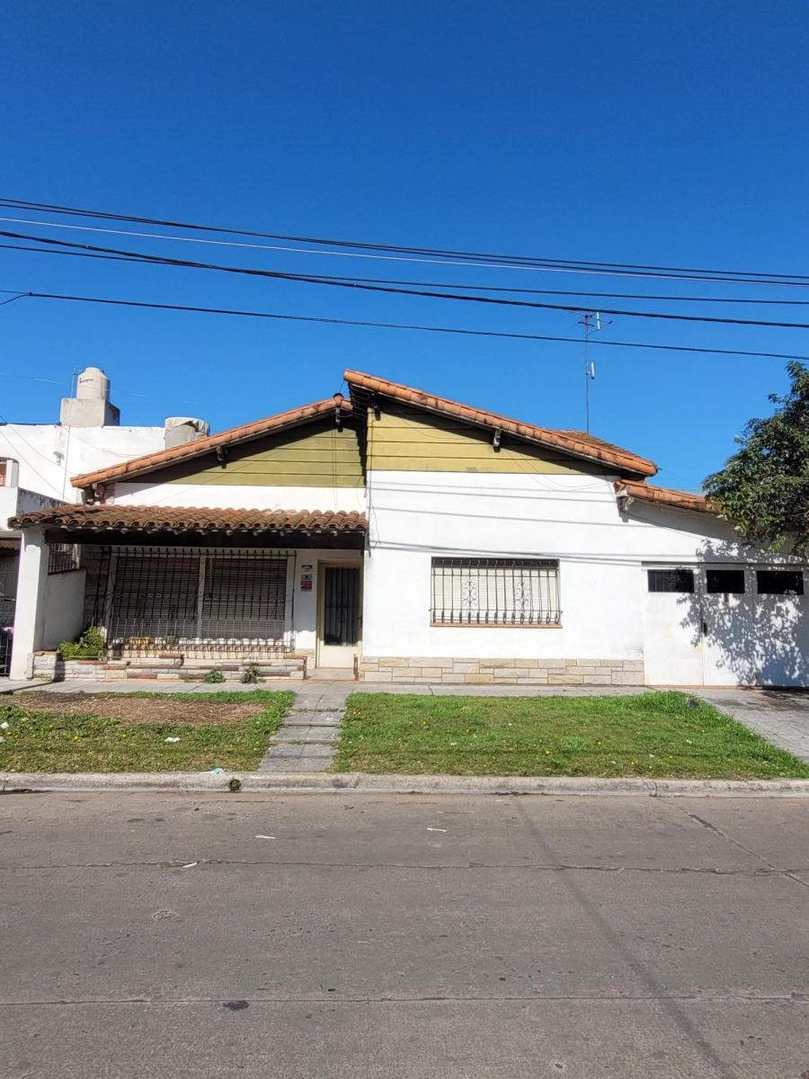 CASA 3 AMBIENTES A RECICLAR/ DEMOLER, VILLA ARIZA