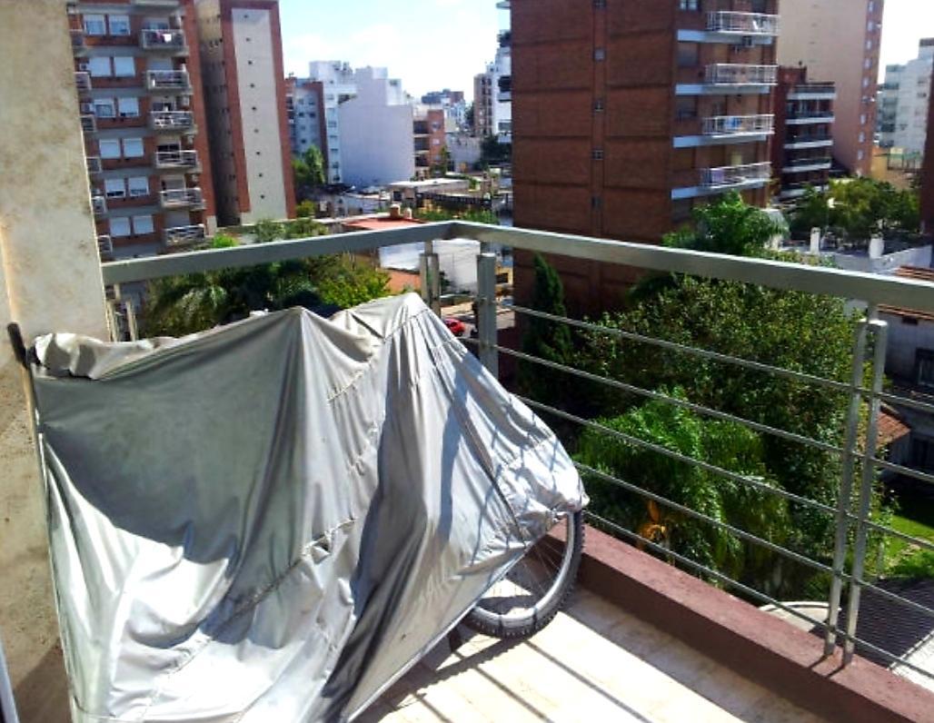 Morón Dpto 2 Ambientes con Cochera 4