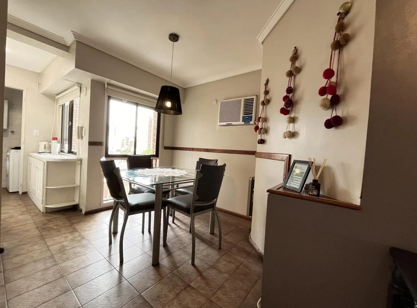 Departamento Amoblado en Venta | Cocina Separada y Balcón | Dean Funes 800 3