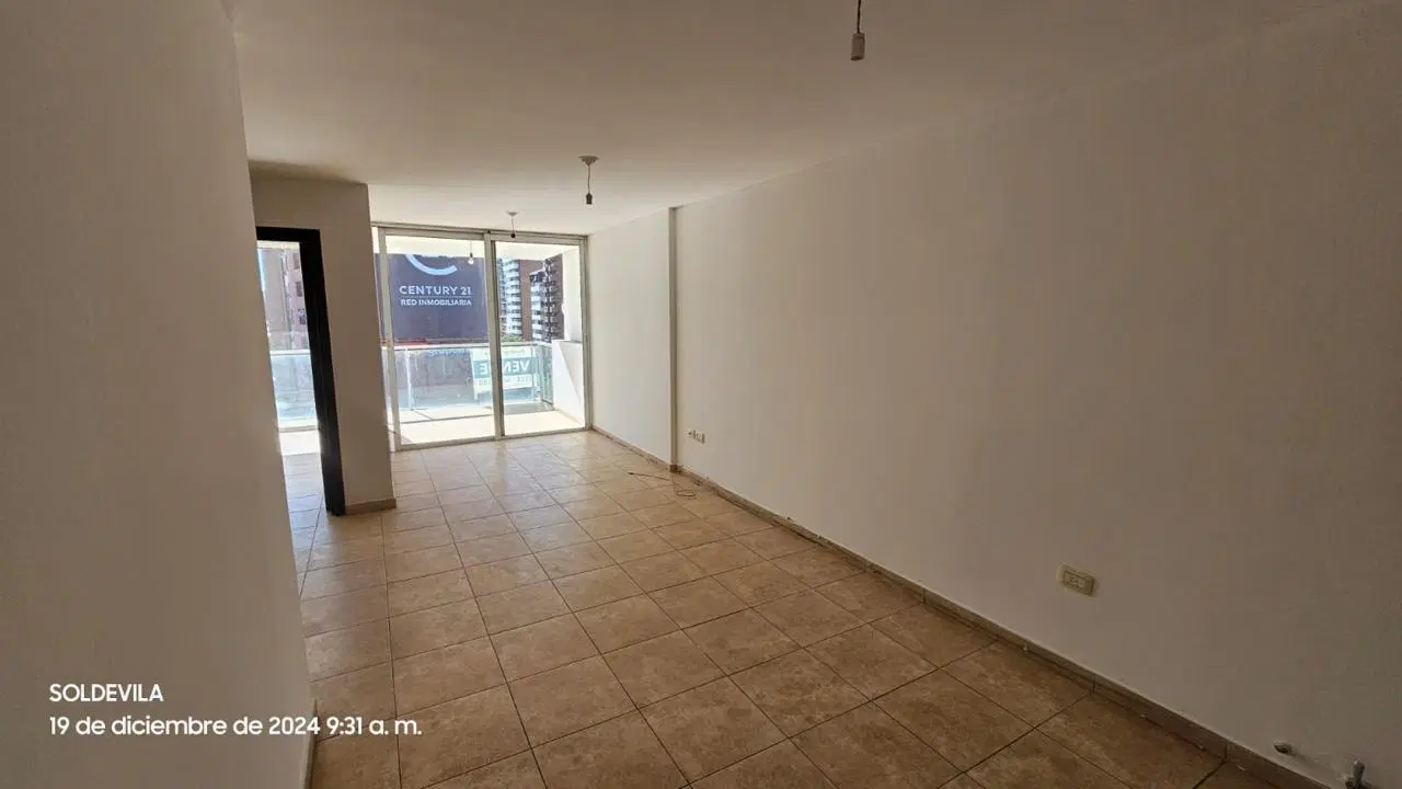 Departamento en Venta | 1 Dormitorio 74 m² totales | Piso 8 con Balcón | Renta Activa hasta 2027 | C 4