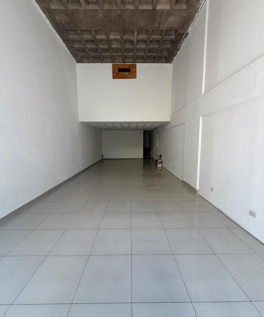 Foto de SE ALQUILA HERMOSO LOCAL COMERCIAL EN UBICACION IDEAL BELGRANO 144!!!, imagen 3
