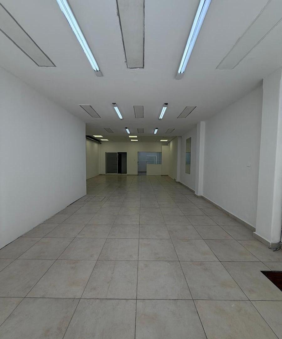 Foto de Local Comercial en Alquiler en Santa Rosa 123 – Pleno Centro de Córdoba, imagen 4