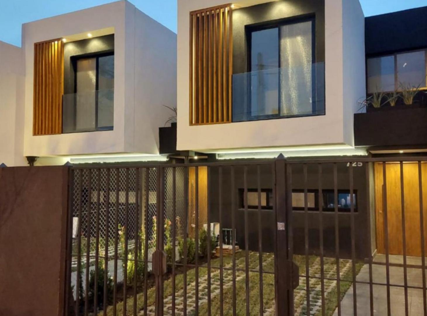 Venta Duplex 3 ambientes pileta y jardin privados