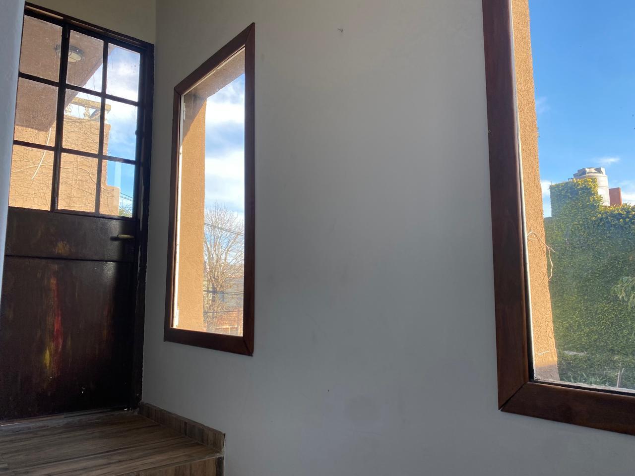 Foto de Casa 6 ambientes con jardín y pileta, Punta Chica, imagen 3