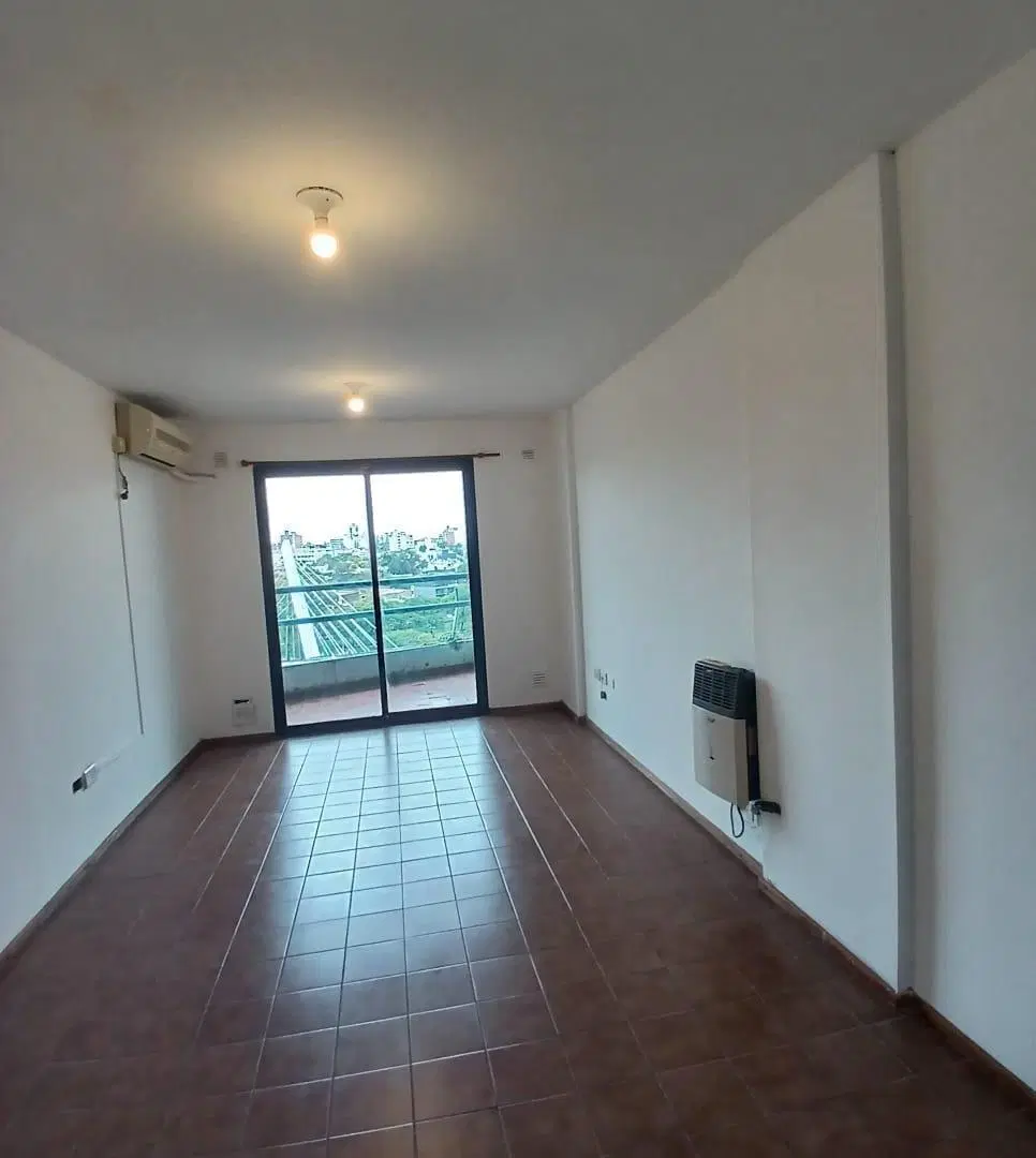 1 dormitorio- B Centro- Bv Mitre 289- C balcon y Aire acondicionado 3