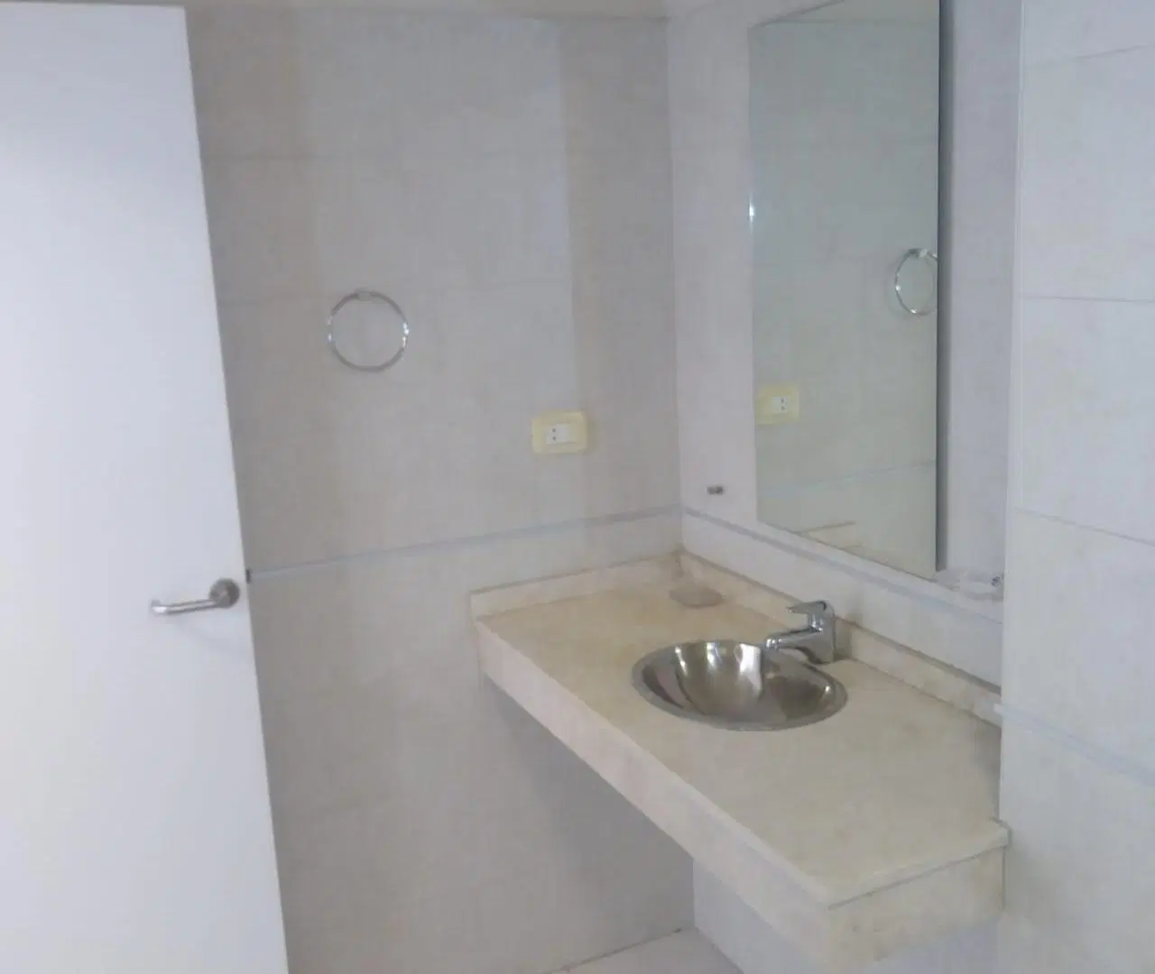 MODERNO! C BALCON! COREL STATE! MITRE 517 3