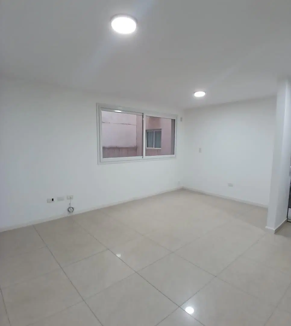 1 DORMITORIO- A DOS CUADRAS DE CIUDAD UNIVERSITARIA! BOLIVA 257- 3