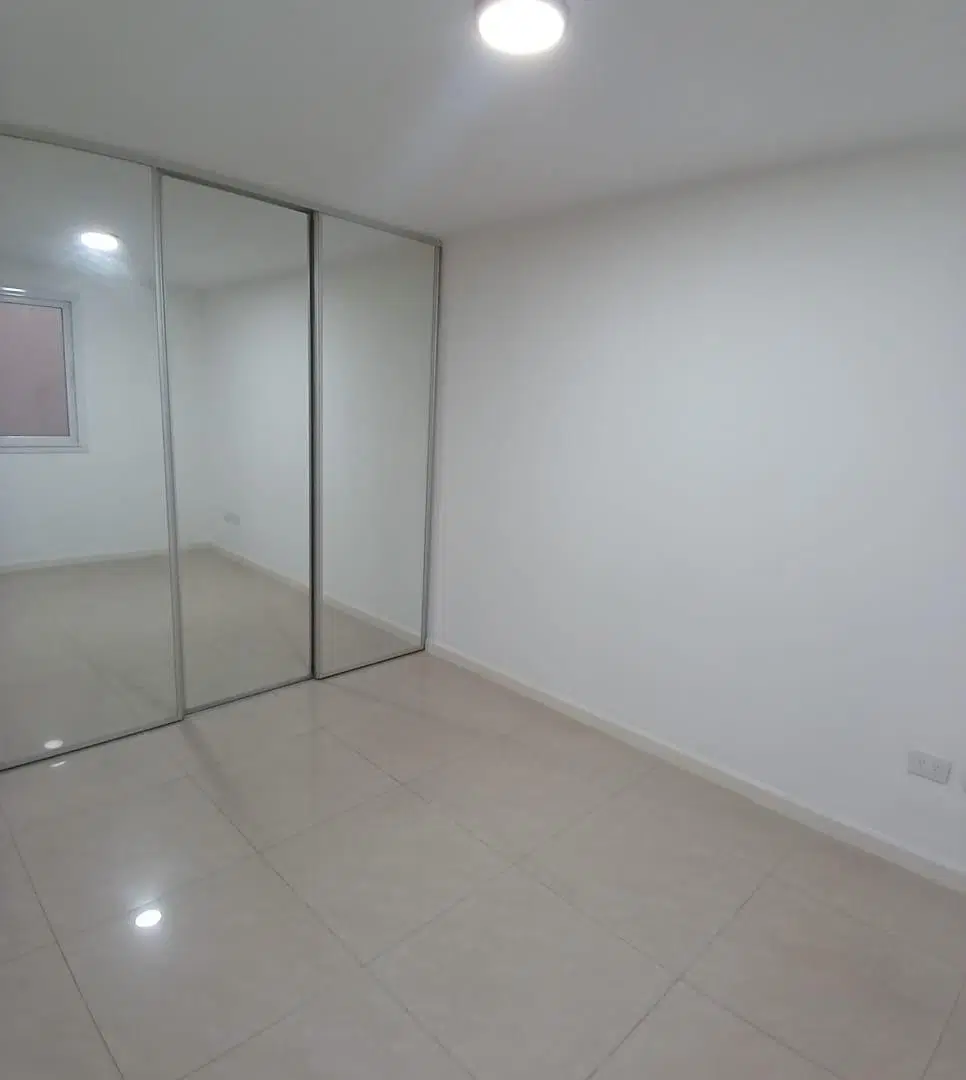 1 DORMITORIO- A DOS CUADRAS DE CIUDAD UNIVERSITARIA! BOLIVA 257- 1