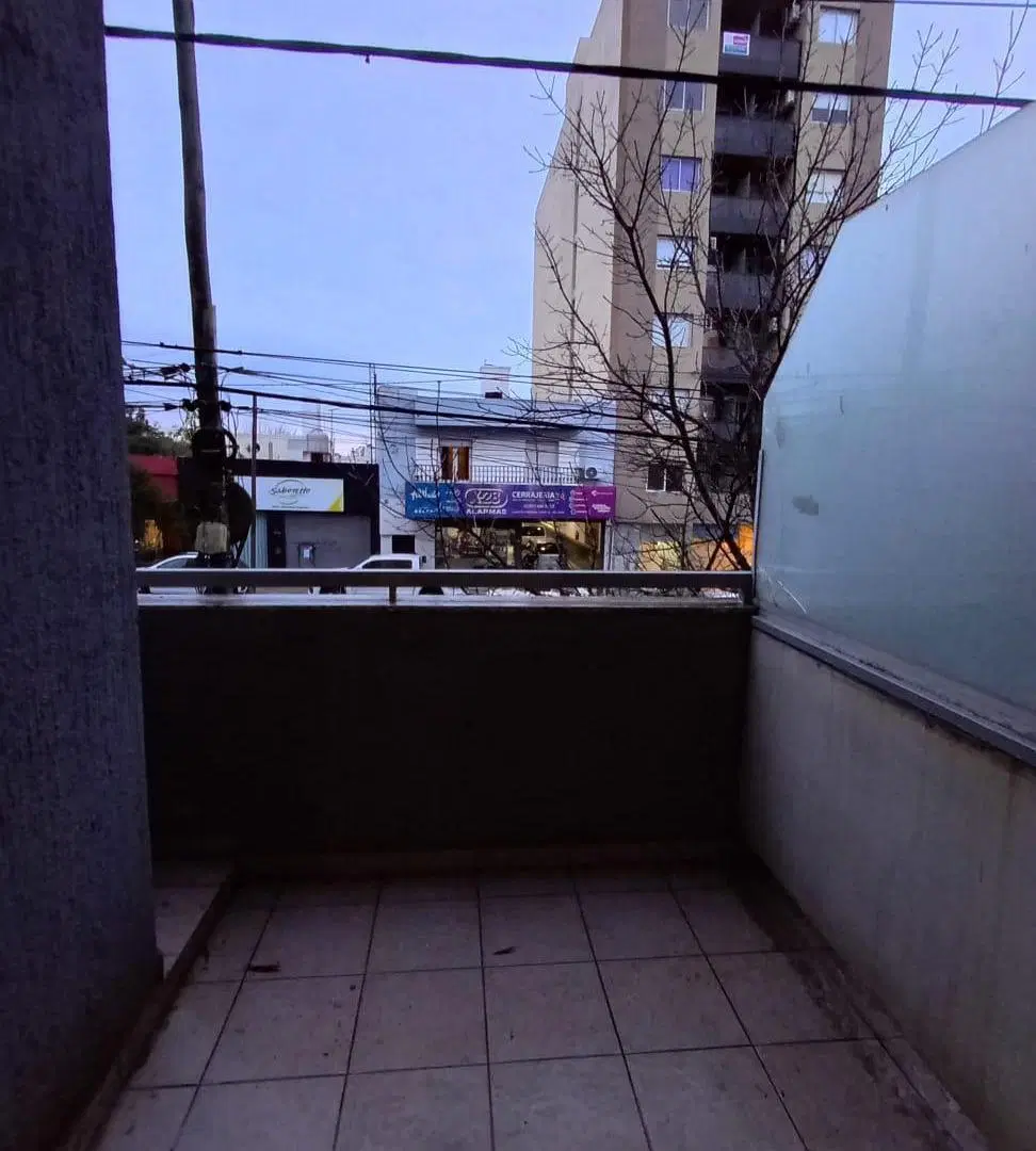 24 DE SEPTIEMBRE 1929- 1 DORMITORIO- C BALCON Y TERRAZA CON QUINCHO 2