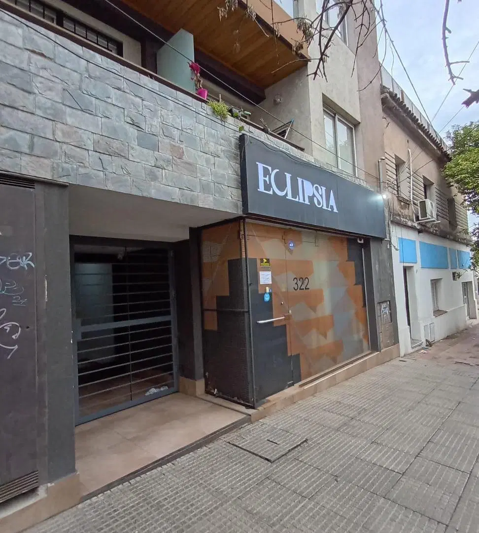 1 DORMITORIO AV PATRIA 322- B GRAL PAZ- CON AIRE, BALCON Y RADIADORES 1
