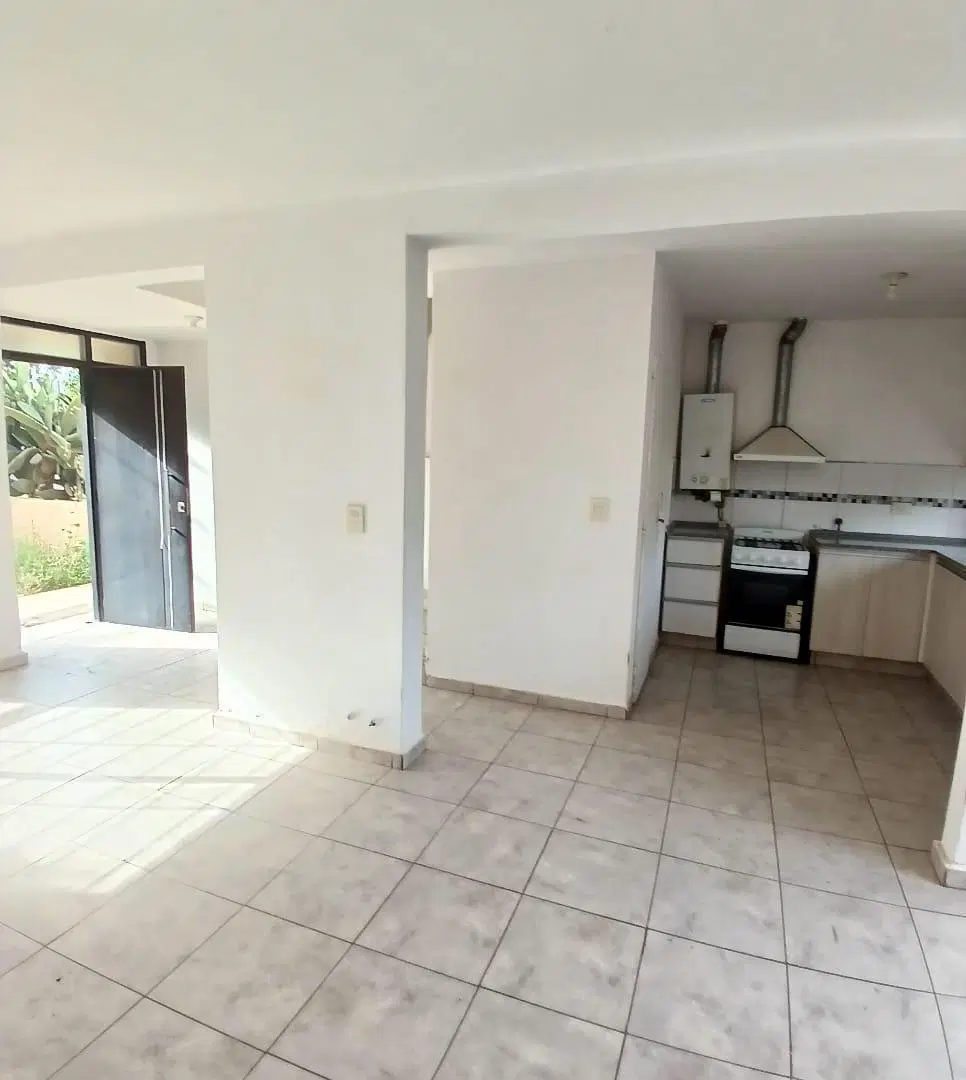 DUPLEX 3 DORMITORIOS - VALLE CERCANO !!! ZONA SUR 2
