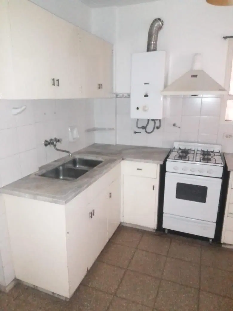 Dpto 2 dormit c Balcón!!! - B Centro!! Ambientes amplios!! 3
