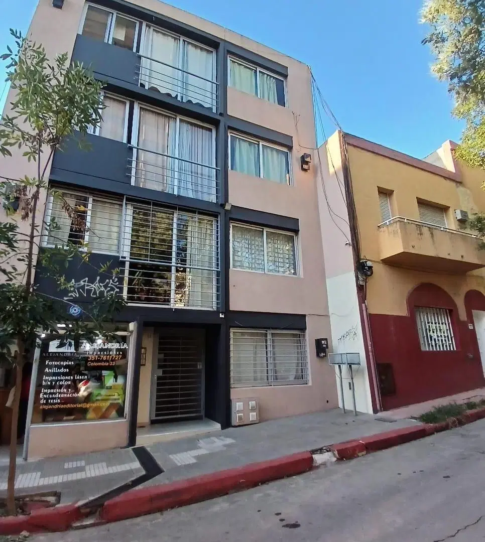 1 dormitorio Nueva Córdoba -Colombia N 33- PLANTA BAJA CON PATIO! 3