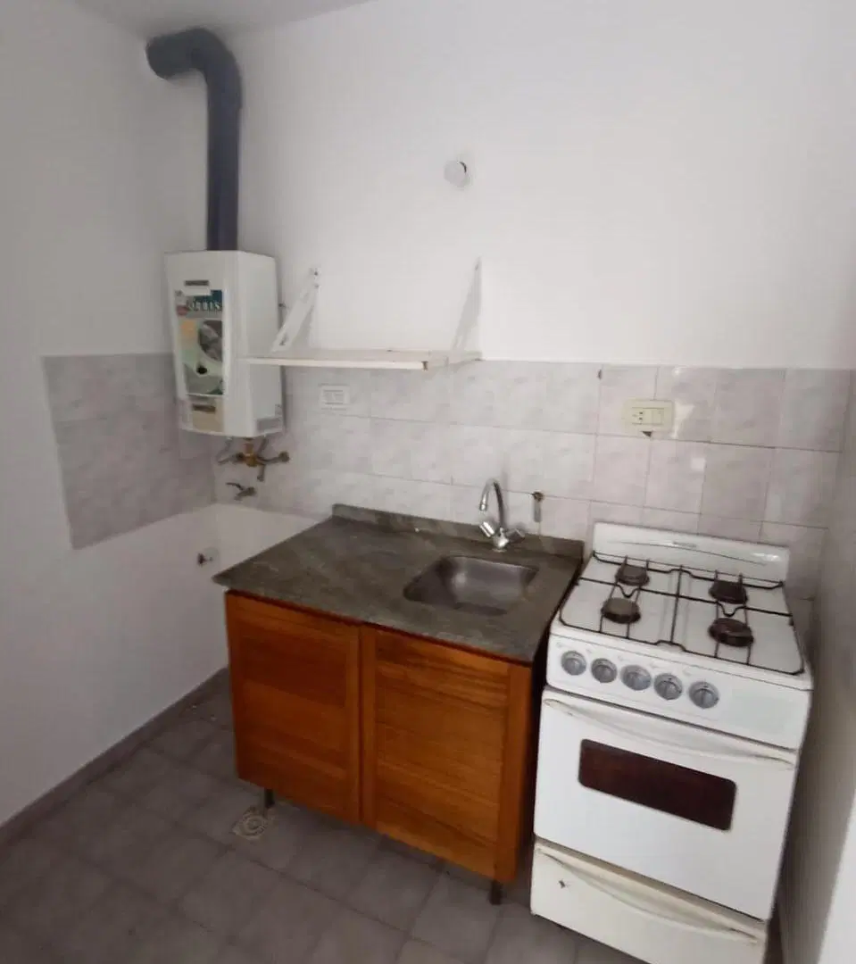 1 DORMITORIO- RIOJA 228! CENTRO C- BALCON! 3