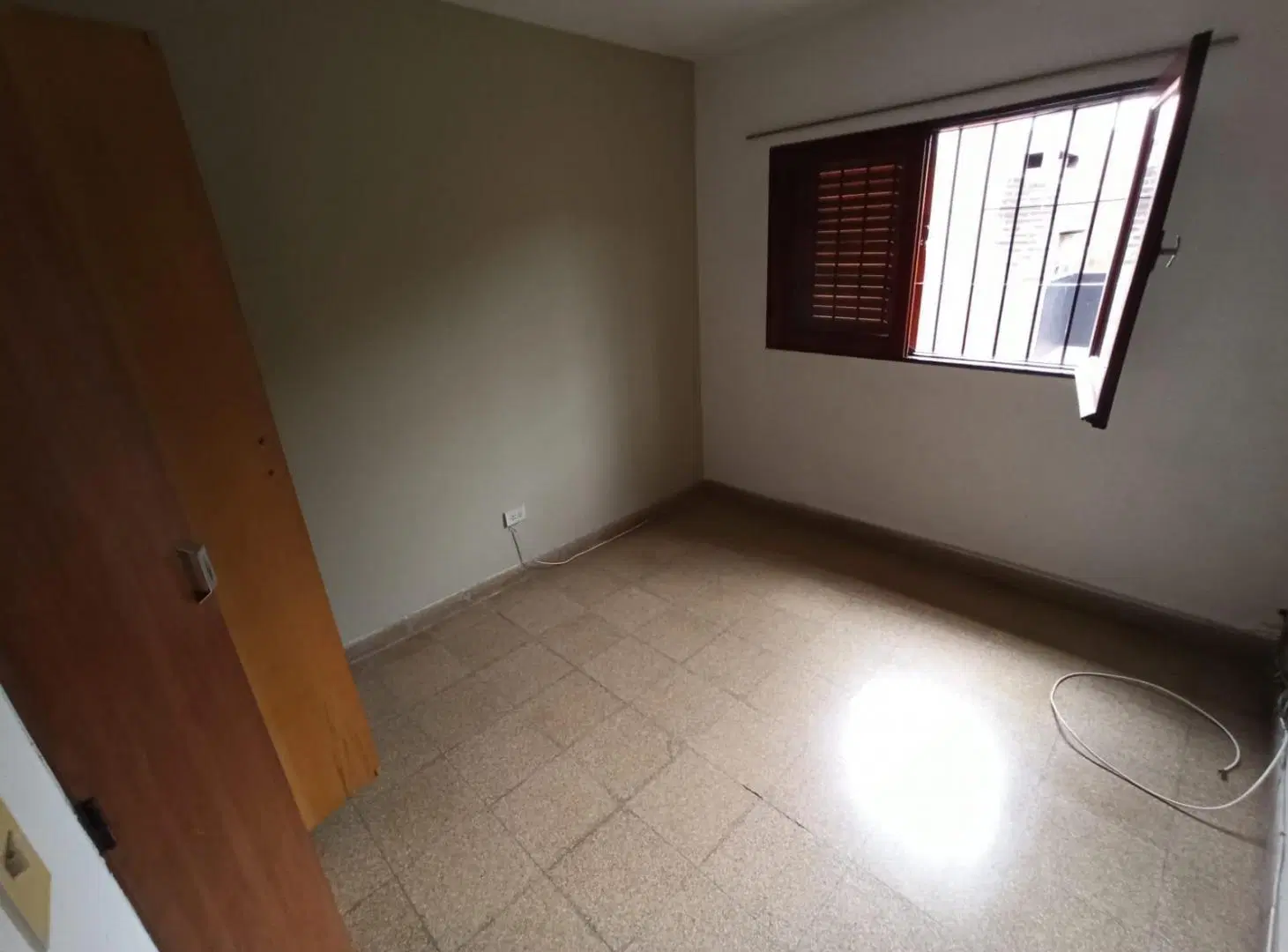 JULIAN AGUIRRE 2800- B SAN RAFAEL! - COCHERA 5